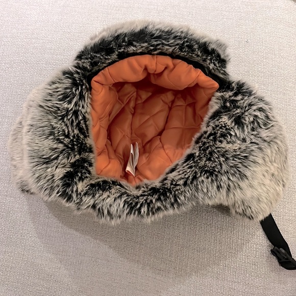 Black trapper hat for sale. - Picture 3 of 4